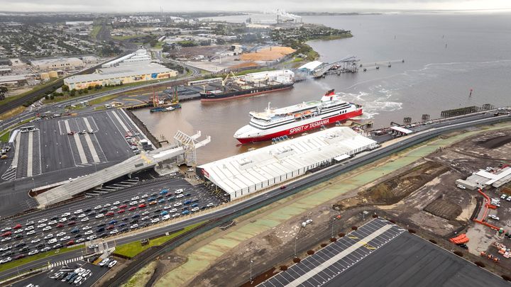 221023_bmd_corio_quay_spirit_arrival_030